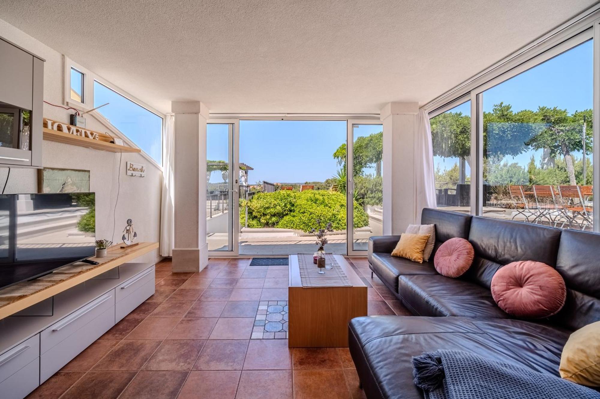 Villa Julia With Heated Pool, Ideal For Large Groups Milna  Εξωτερικό φωτογραφία